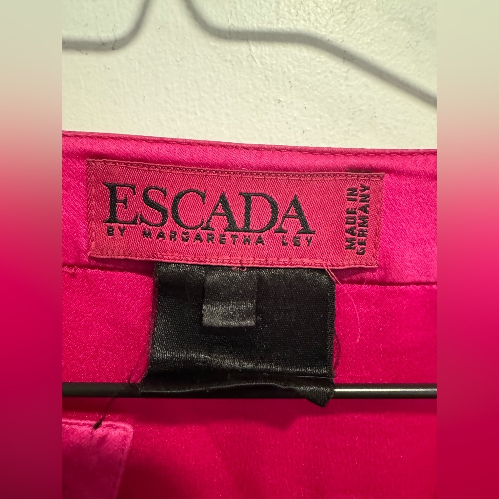 Vntg Escada 💯 silk blouse fuschia shoe star moon abstract retro party office M - Picture 3 of 8